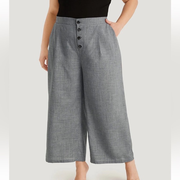 BloomChic Plus Size 2XL Plain Pocket Button Detail Pleated Pants us18-20 - Picture 1 of 6